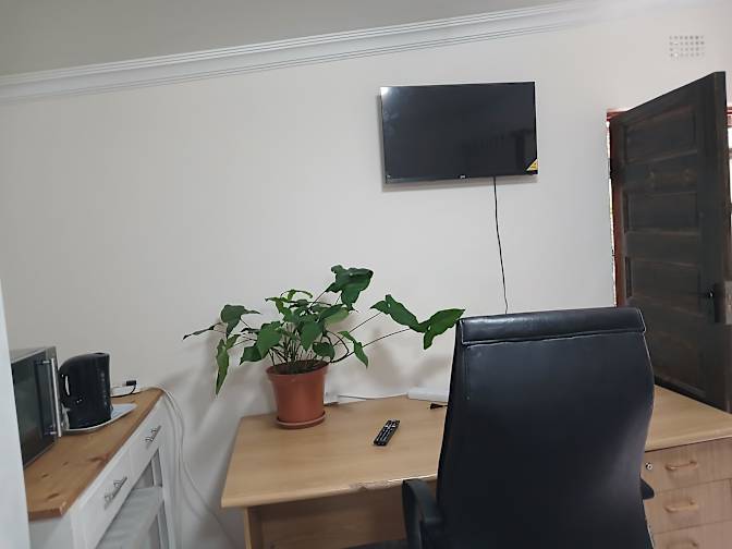 Robyn's room