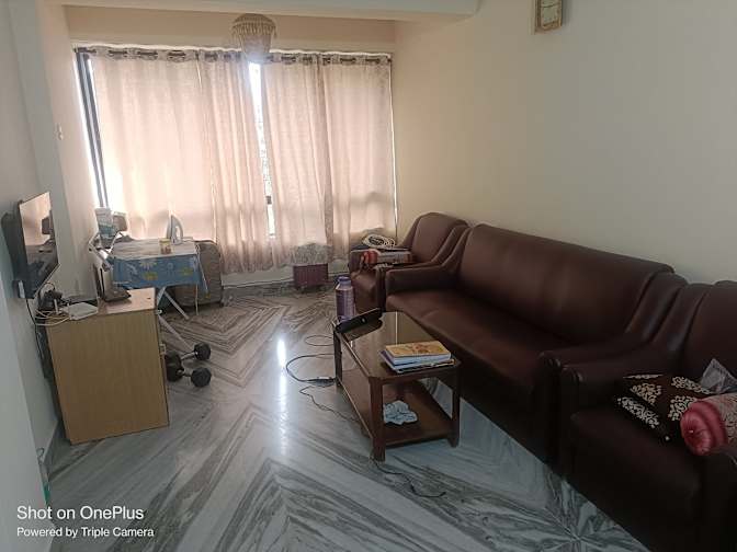 nikhil lakhera's room