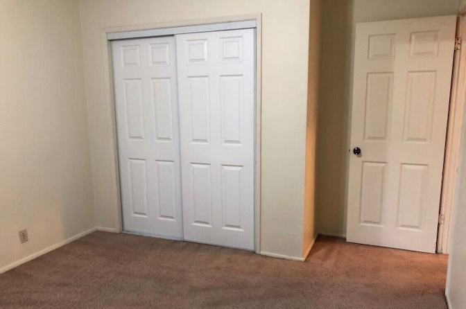 Kianoush's room