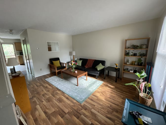 Rachel Taylor's room