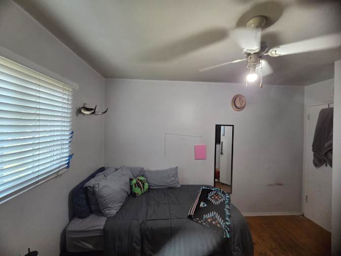 Karl's room
