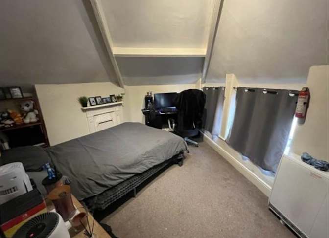 Jessica's room