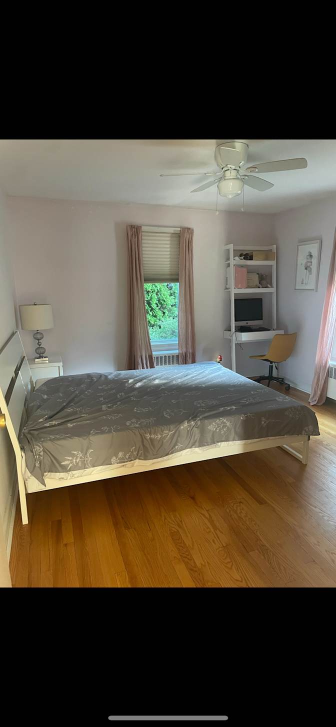 Carmen's room