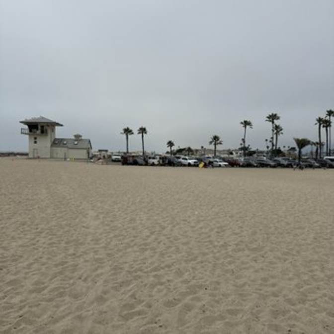 Aga's Beach Pad Room!'s room