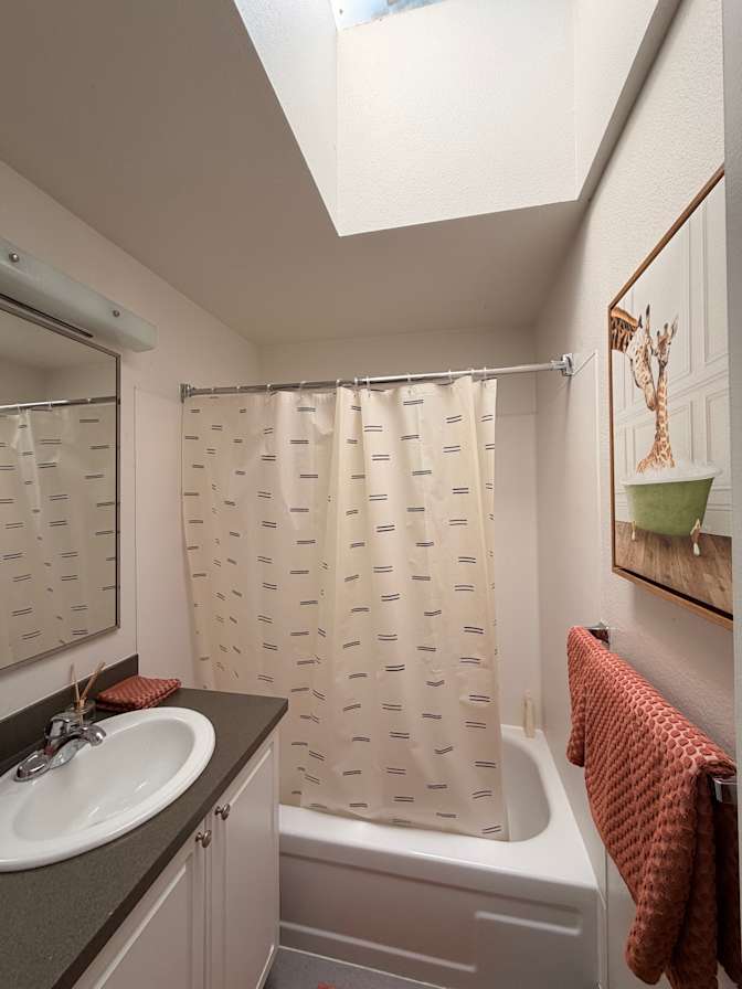 Mary Sky's room
