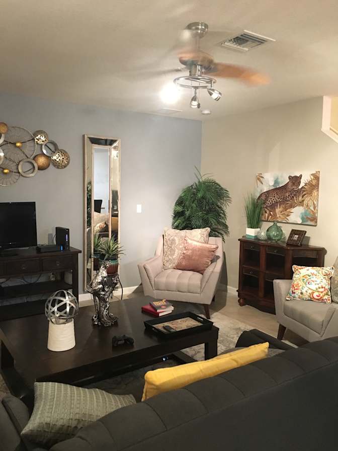 Cecilia's room