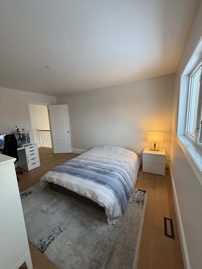 Jly's room