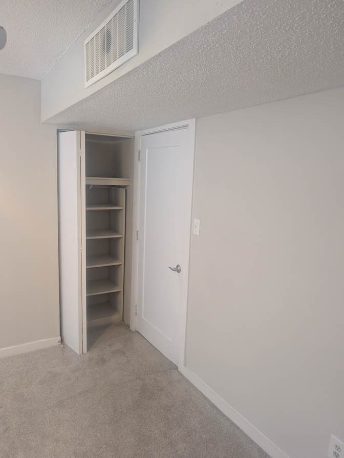 Rodney Reaves's room