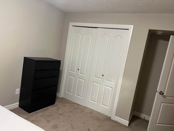 Clever's room