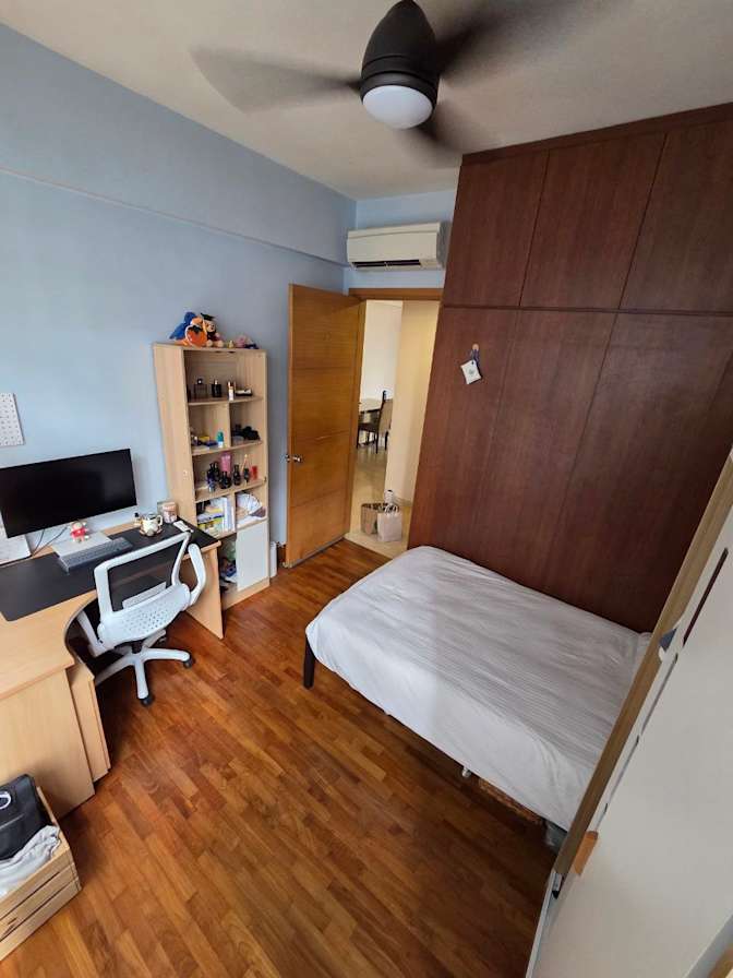 Bin's room