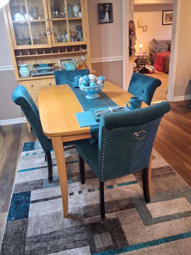 Vicki's room