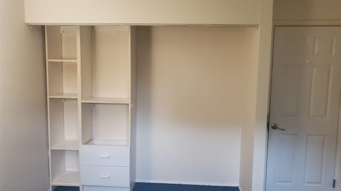Enrique's room