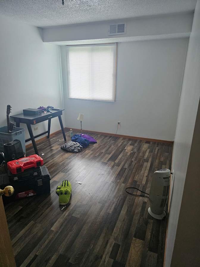 Jason Ramswick's room