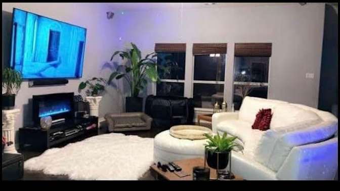 Nicole's room