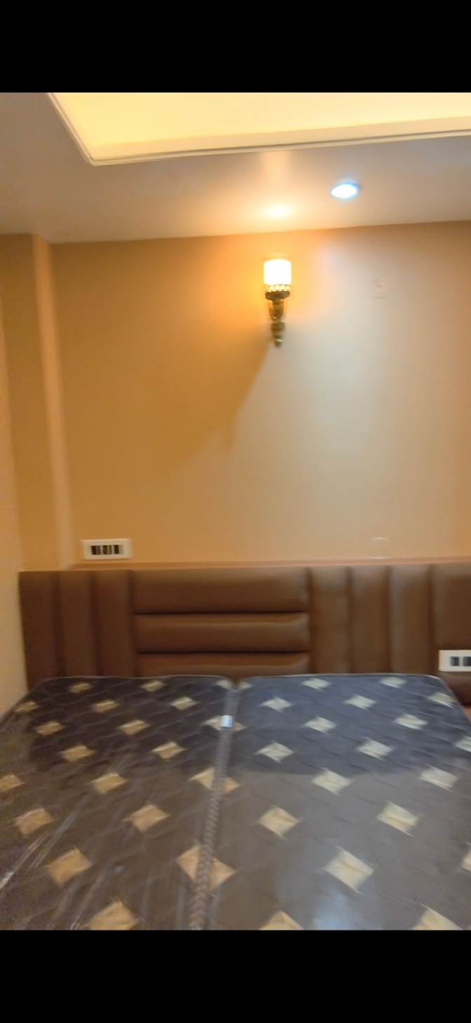 Vineet Kumar's room