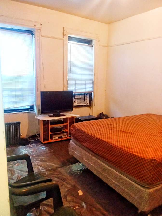 Bob's room