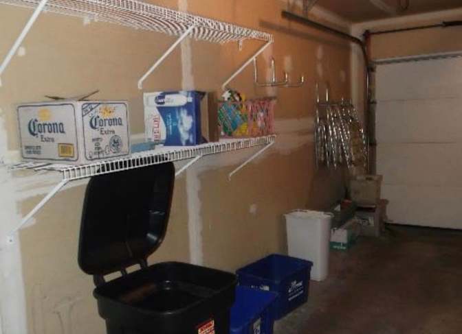 Mangesh's room
