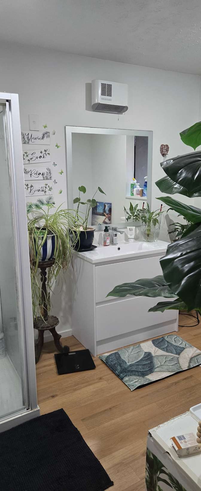 Robyn's room