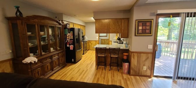 LINDA's room