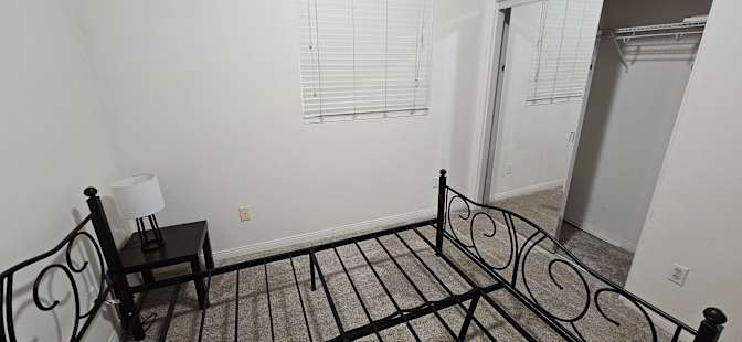 Elite Realty's room