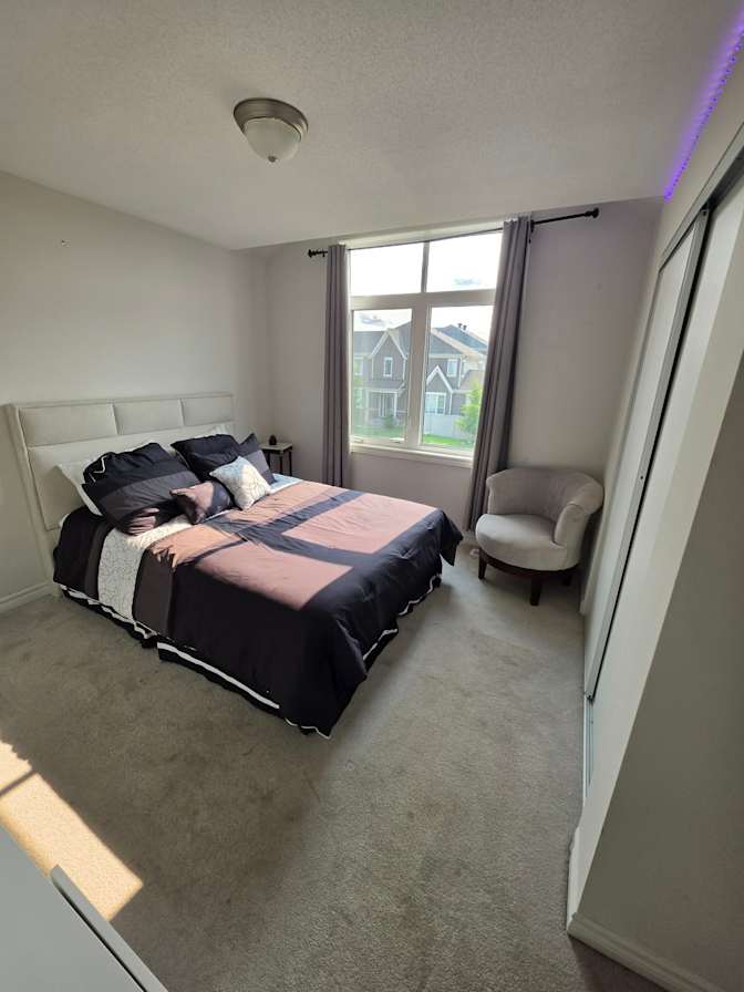 Richard McArthur's room
