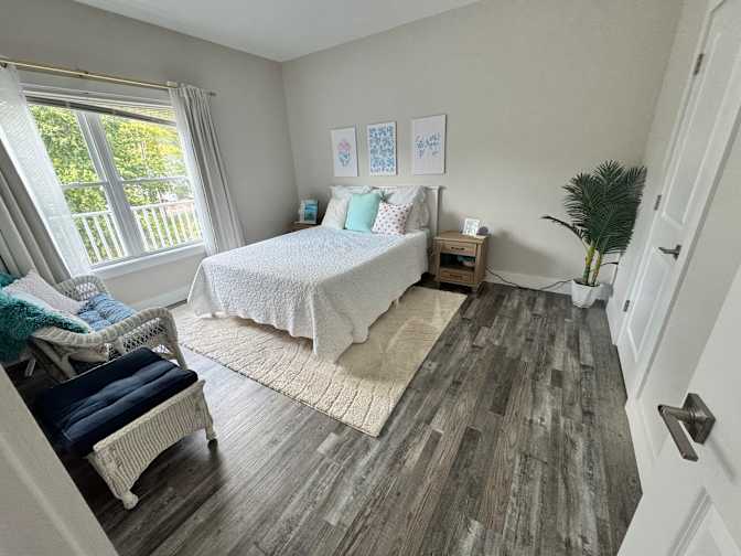 Lauren's room