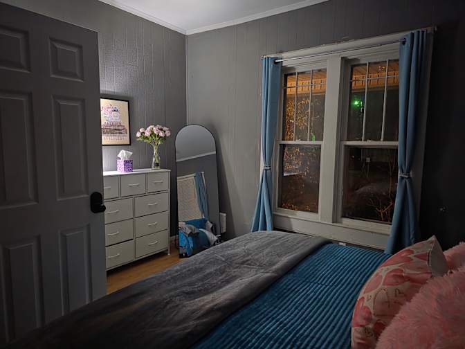 April Kathleen Hille's room