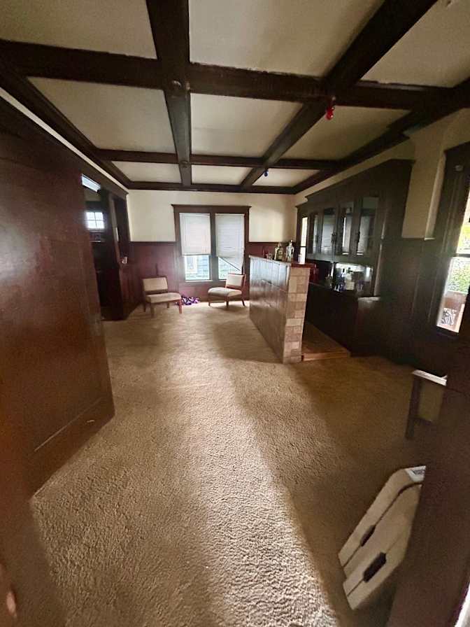 Jhonny G's room