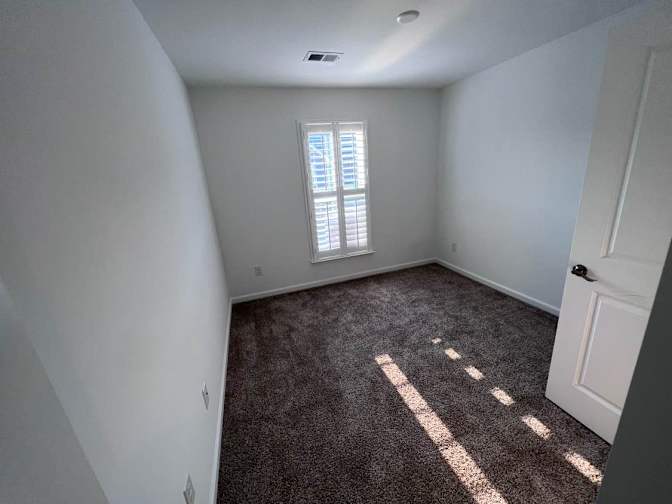 Alcove Rooms's room