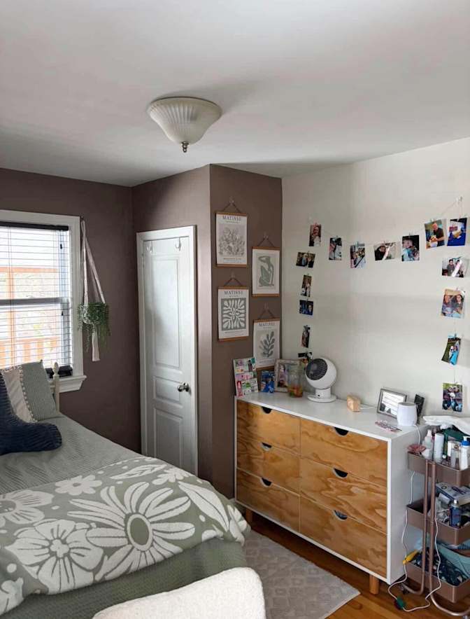 Kiana's room