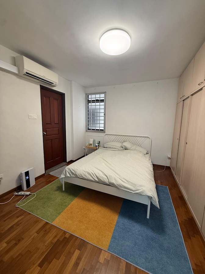 Neri's room