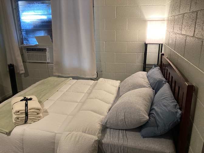 Glenn Higa's room