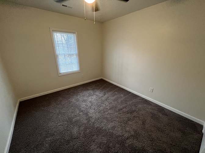 Alcove Rooms's room
