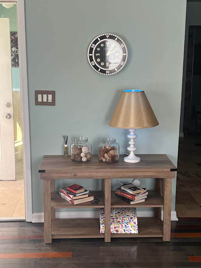 Yates Properties's room