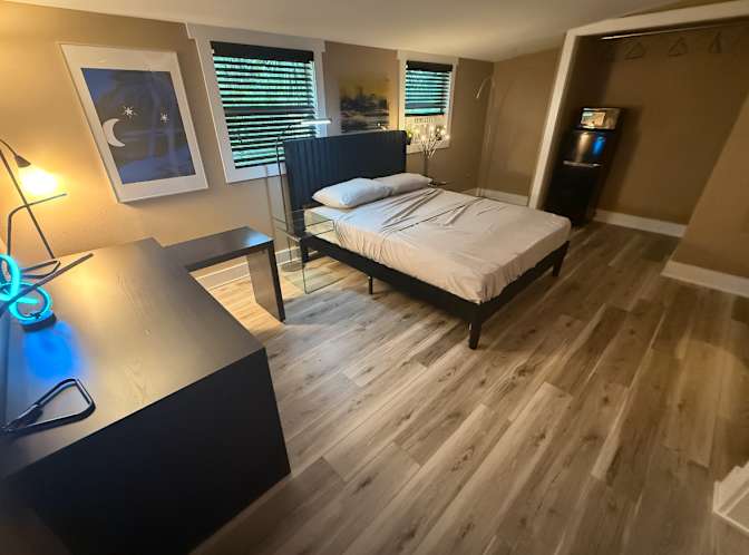 Julian Guerrero's room