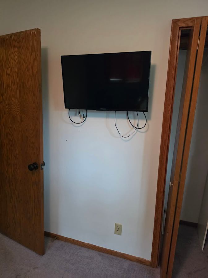Carl's room