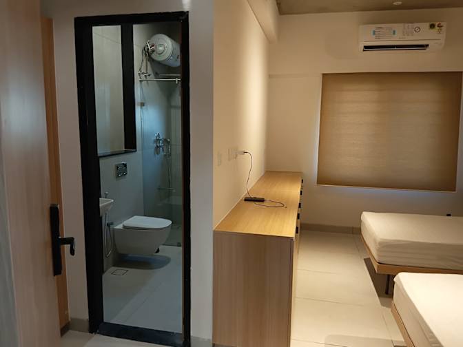 Zazen's room