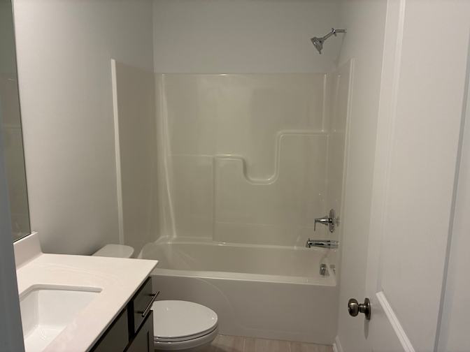 Alcove Rooms's room