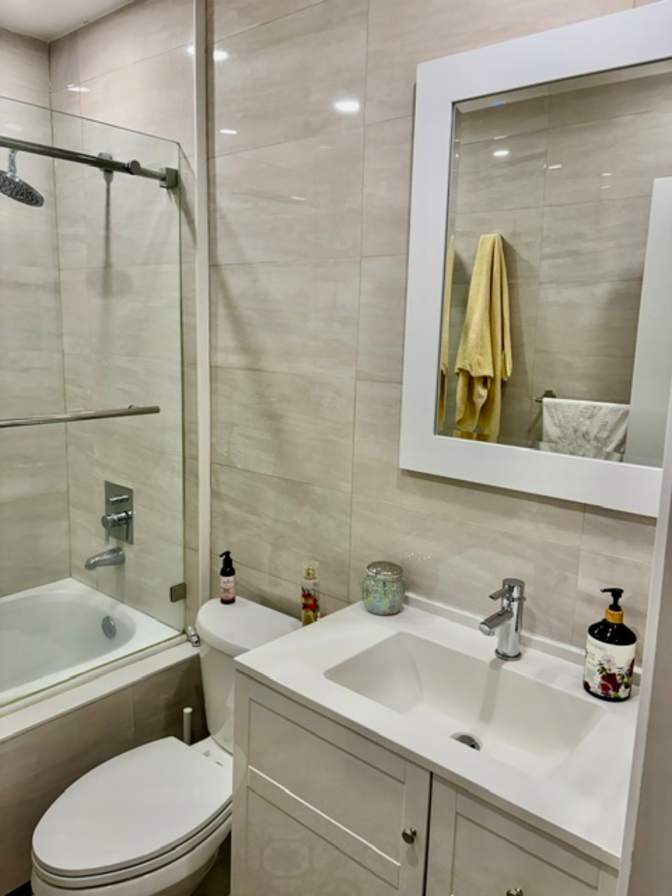 Room for Rent - Applewood Hills's room