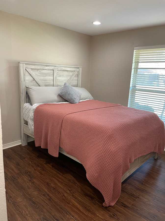 Jennifer's room