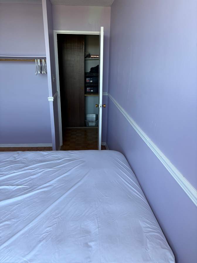 Leonard Ruddy's room