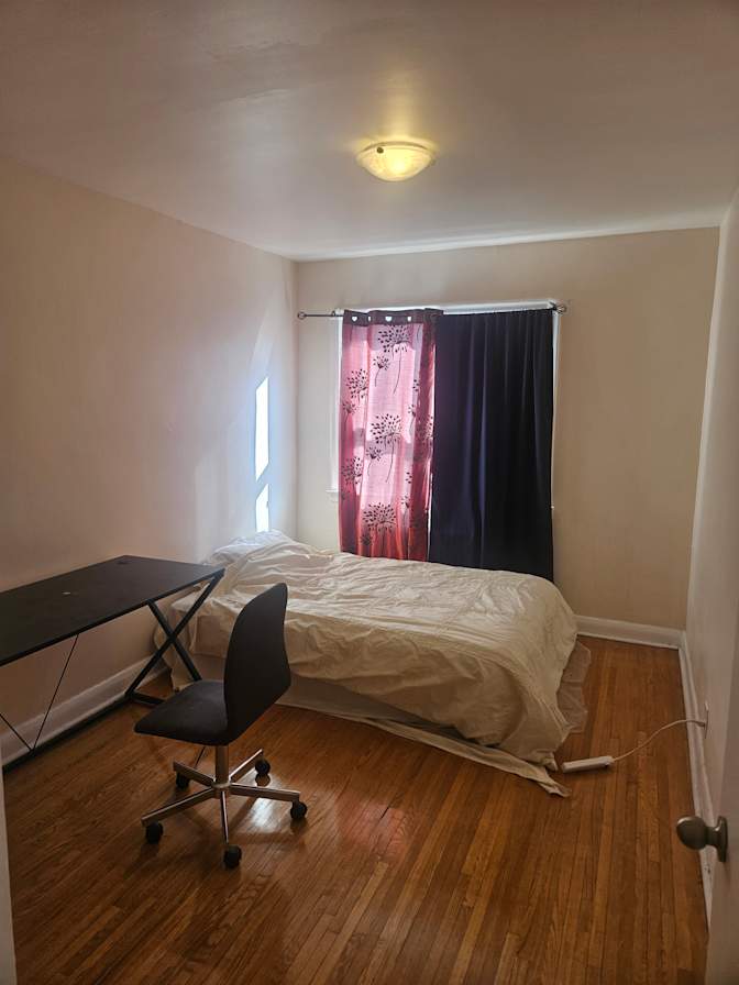 Dotun's room