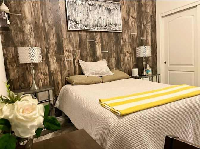 Javier's room
