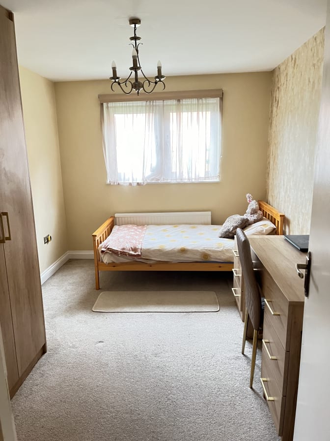 Shelly's room