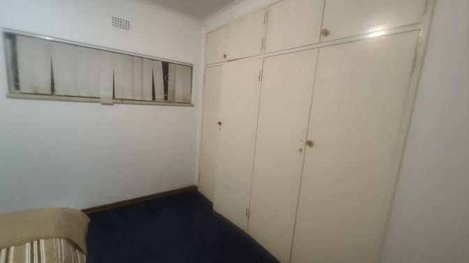 Bangiso's room
