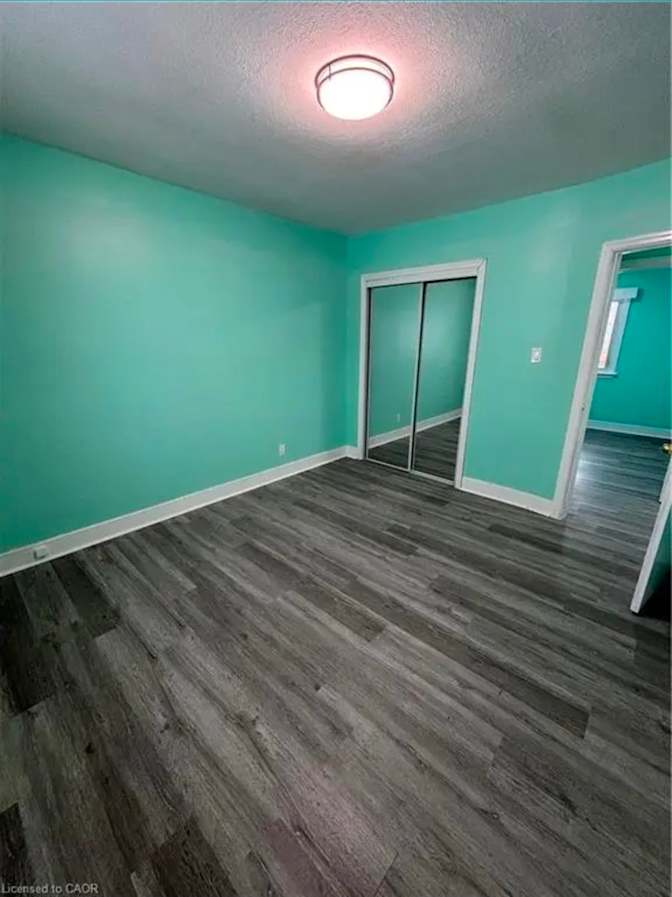 Davian's room