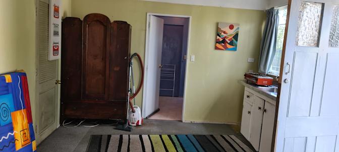 eddie's room