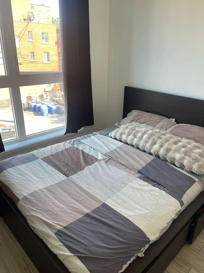 Toni's room