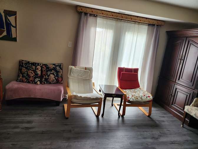 Pat's room