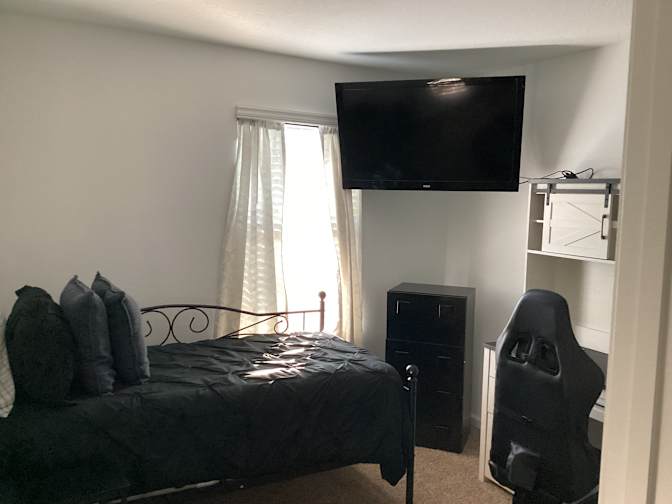 Betrece's room